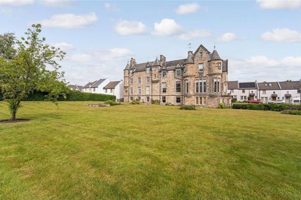 Take a peek round this baronial mansion flat in Torryburn.