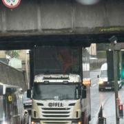 The lorry stuck at the Lochgelly railway bridge.