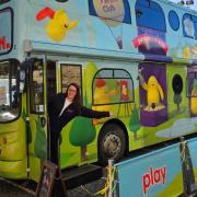The PlayTalkRead bus is to stop off in Cowdenbeath this week.