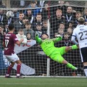 Man of the match Kyle Gourlay believes Kelty Hearts are good enough to reach the Championship play-off places despite Saturday's loss to League One leaders Falkirk.