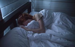 Covid symptoms: Omicron symptom that could affecting your sleep. (Canva)